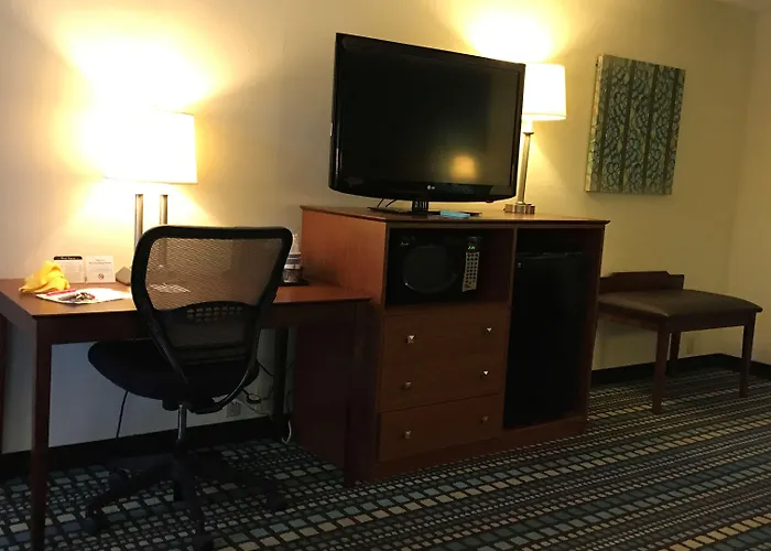 Western Downtown And Hotel 3*