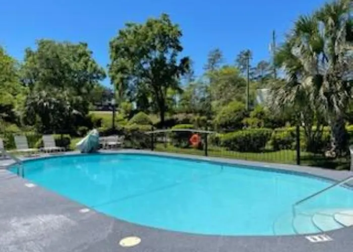 Western Downtown And 3* Tallahassee