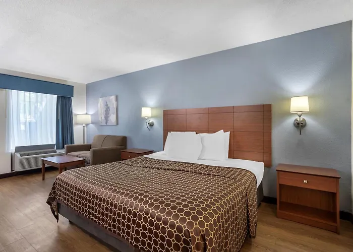 Hotel Western Downtown And