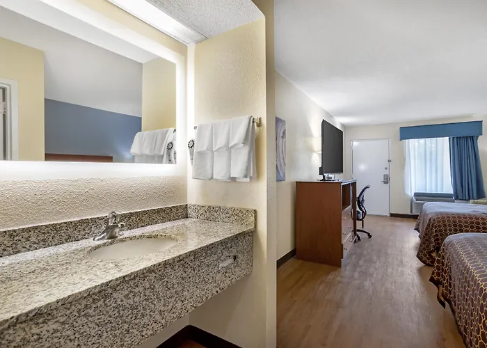 Western Downtown Inn&suites Hotel Tallahassee